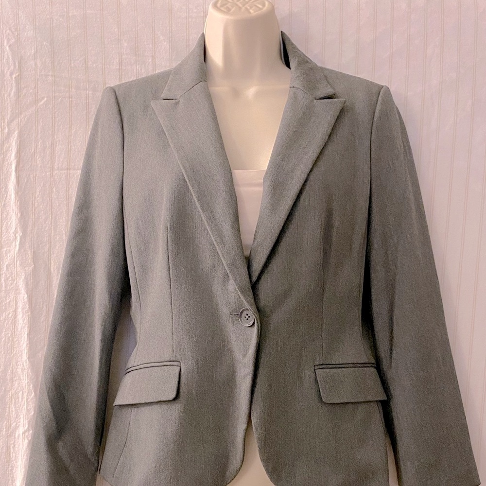 Express Skirt Suit Set